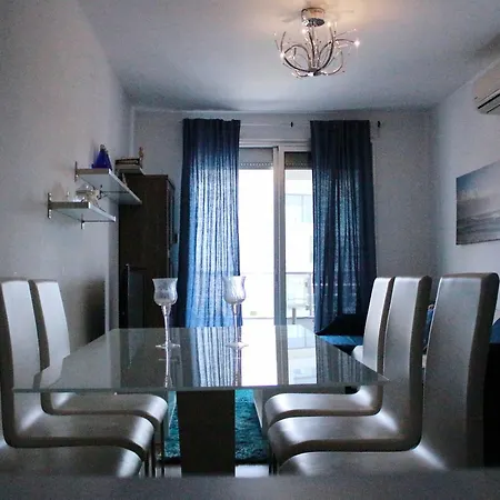 Dolphin Apts Block A Apartment *